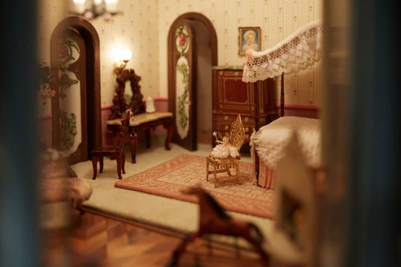 astolat dollhouse castle
