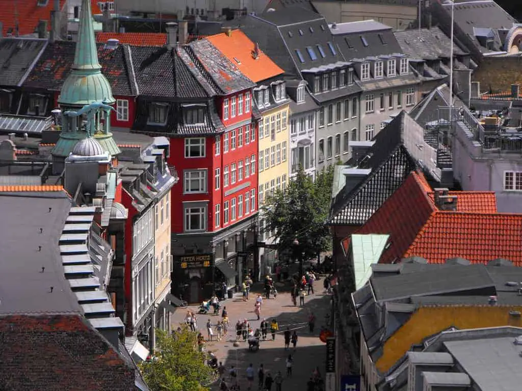 Flea market season has begun in Copenhagen! Flea Market Insiders