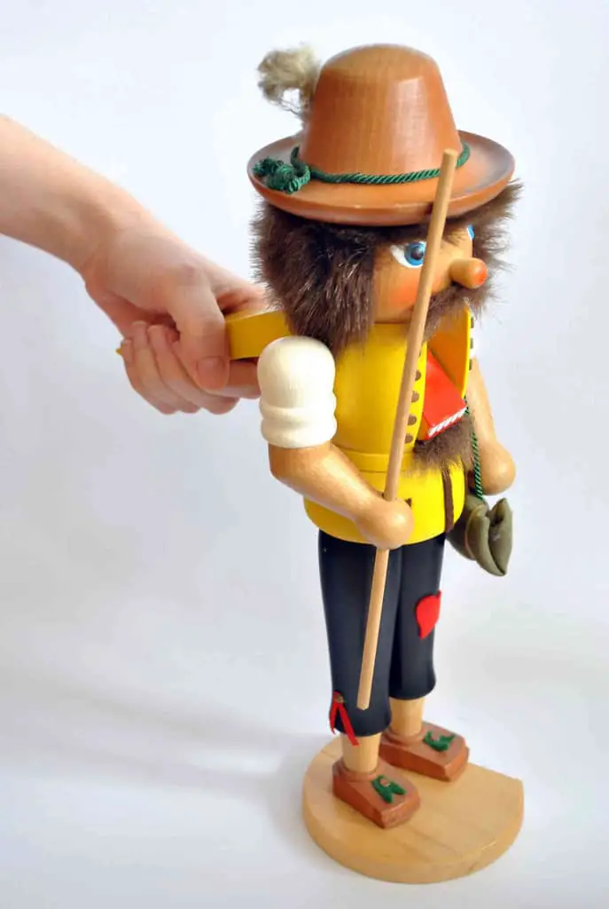 Vintage Nutcracker © fleamarketinsiders.com