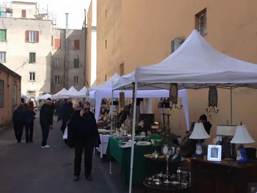 Mercatino dei Parioli Roma - Best flea markets Rome