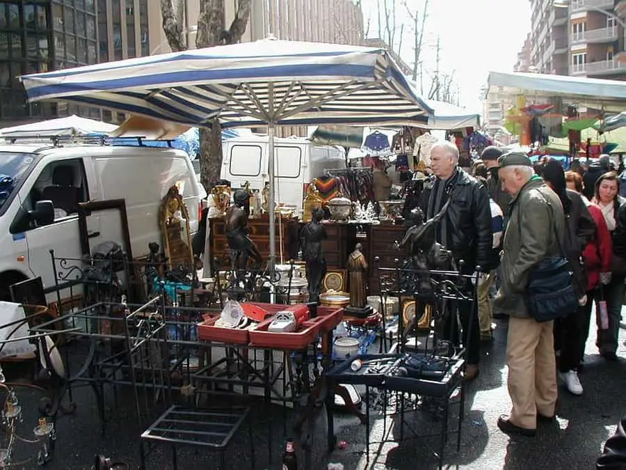 Via Sannio Flea Market