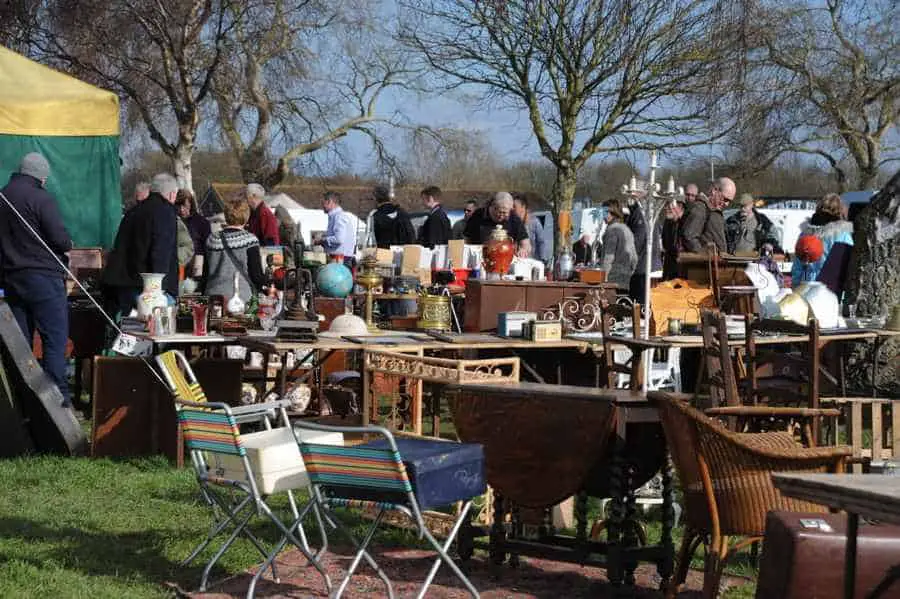 Best Antique Fairs in the UK: Peterborough Festival of Antiques 1