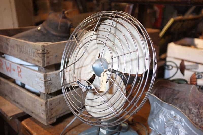 StefAntiek antiques and vintage Brussels DSCF1673