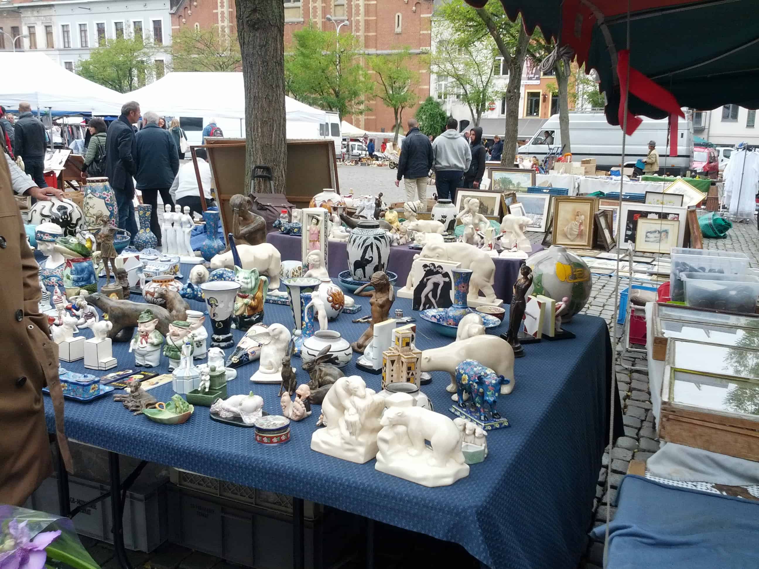 flea market Brussels Place du Jeu de Balle 001