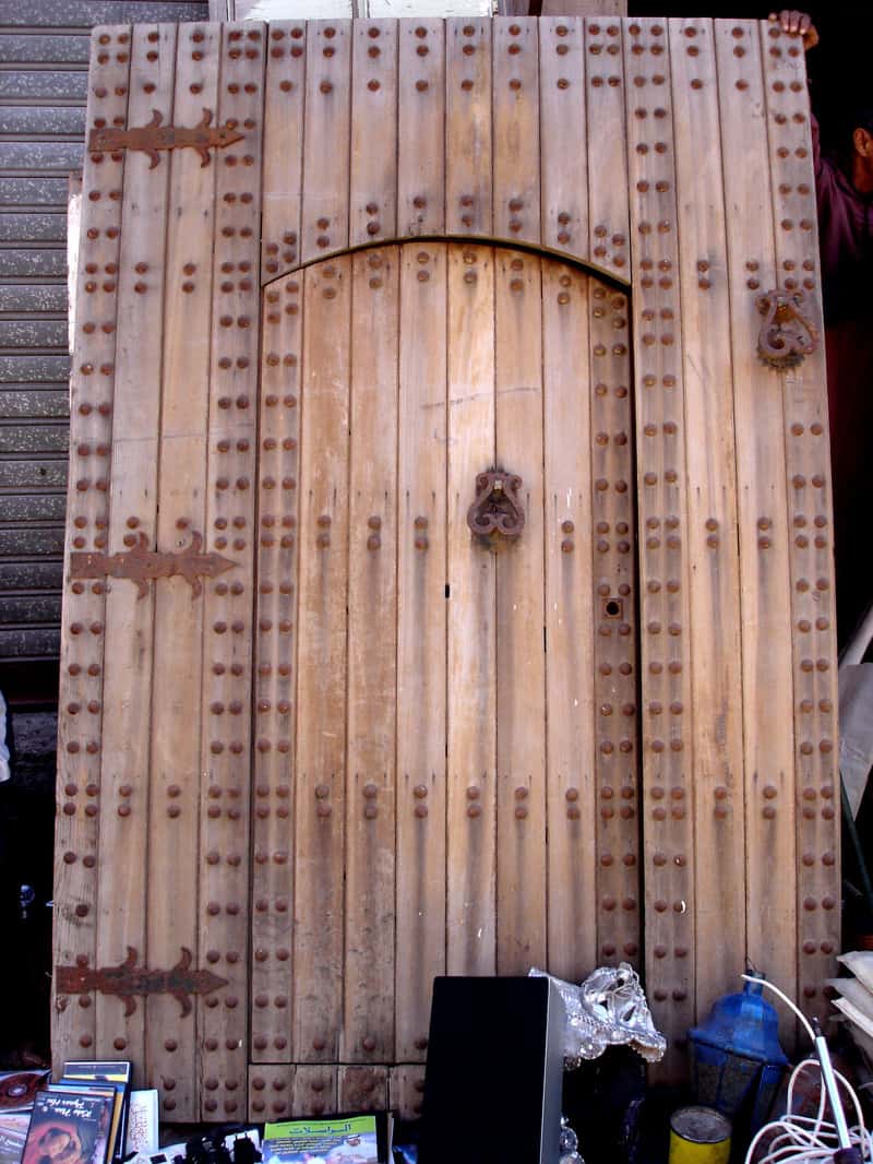 Bab El Khemis flea market vintage door by Moroccanmaryam