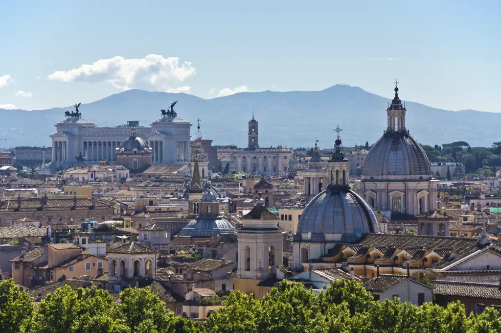 Bert Kaufmann © Rome Skyline