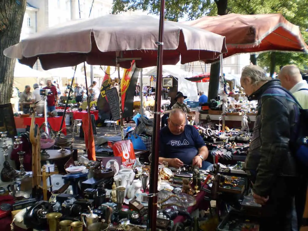 © Robin Baron Straße des 17 Juni flea market