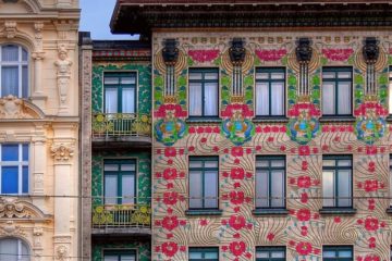 MorBCN Majolica Haus