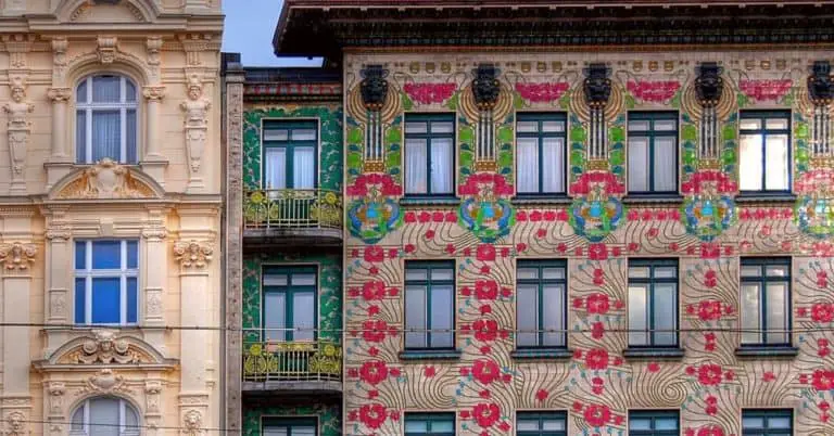 MorBCN Majolica Haus