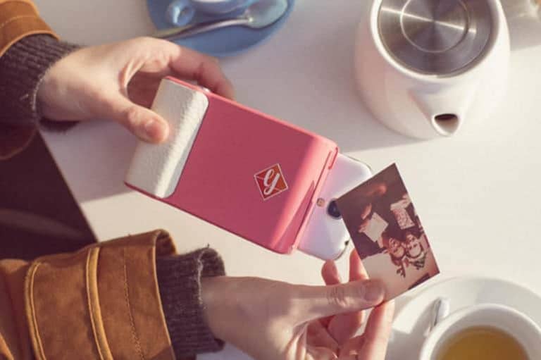 Prynt turns your smartphone into a Polaroid camera 006