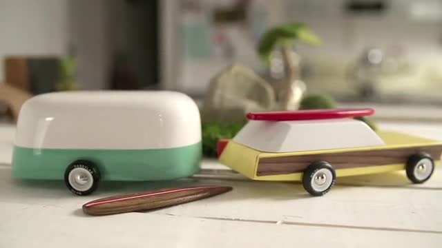 Candylab modern vintage wooden toy cars Awesome Wood Cars 2015 001