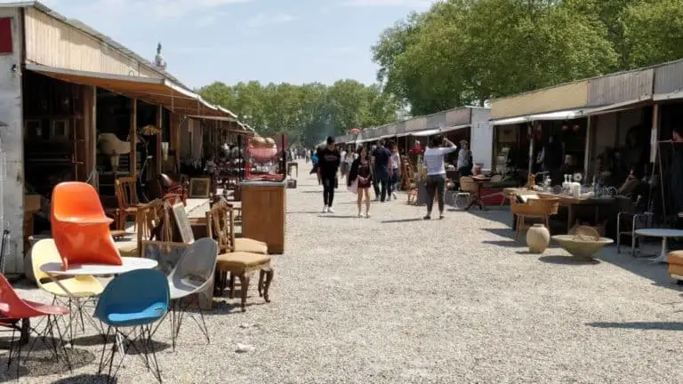 Foire à la brocante des Quinconces Bordeaux 2