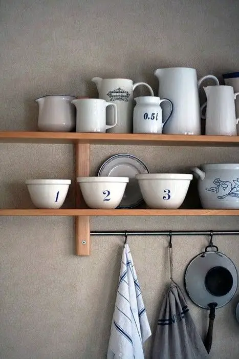 French Provincial Interior Enameled Kitchenware 002