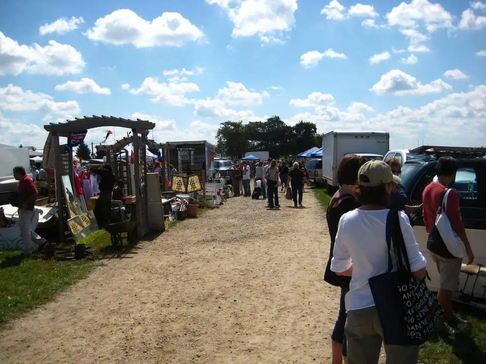 Kane county flea market © Kelly Loris