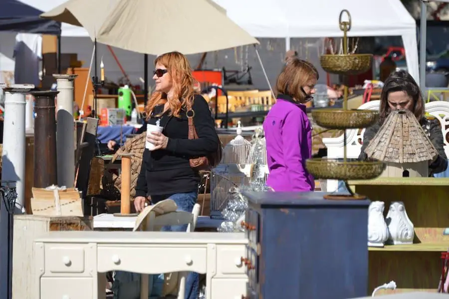 Raleigh Flea Market 012