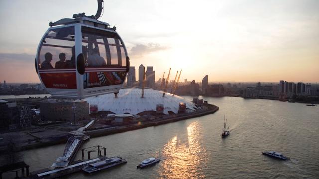 emirates air line 1fe48a1f15514206b5d7fcb1bf152084