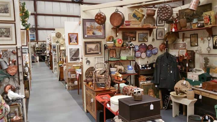 Stratford Antique Warehouse - Flea Markets in Ontario