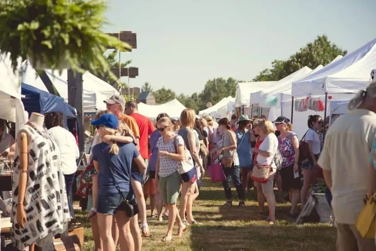 The 7 Best Iowa Flea Markets You Don’t Want To Miss Flea Market Insiders