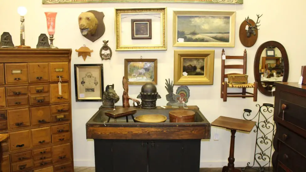 AntiquesShopFinder.CabotMillAntiques