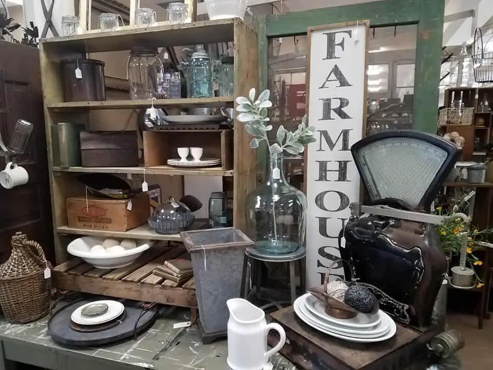 Parkville Antique Mall © Parkville Antique Mall Facebook