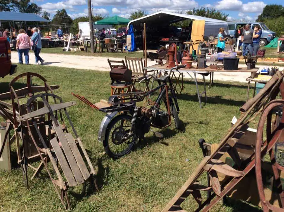 flea markets in Missouri: Rutledge Flea Market © Rutledge Flea Market Facebook