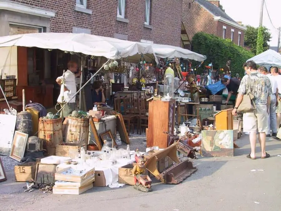 Brocante de Temploux