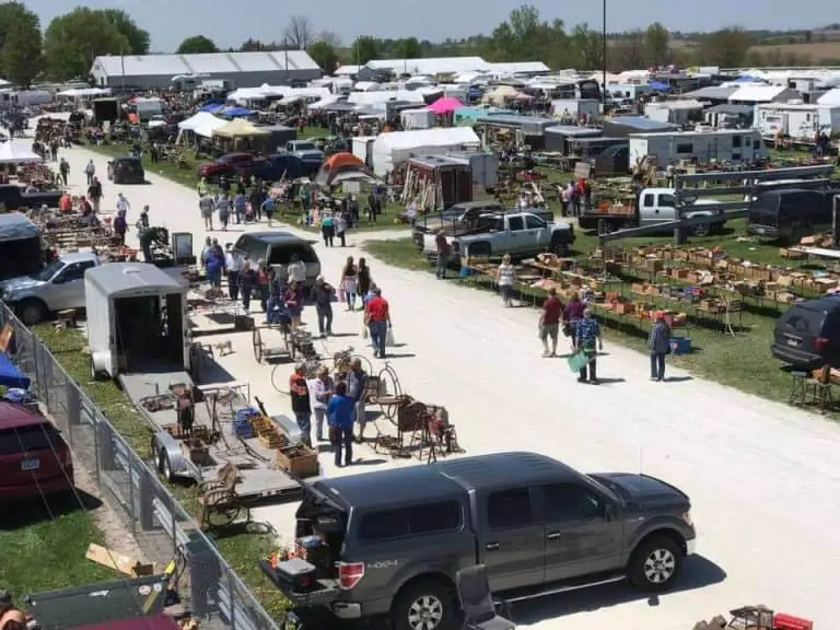 12 US Flea Markets You Absolutely Should Visit This Fall (2023 update