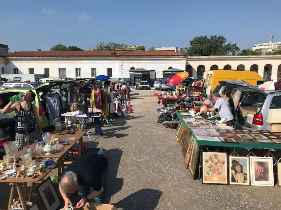 Car boot market Rome - Best flea markets Rome