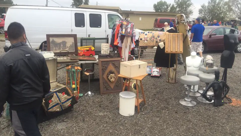 I-80 Flea Market © Thommy Evans on Facebook