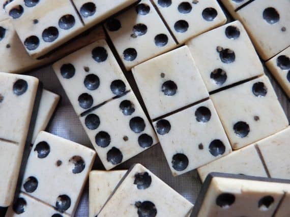 Antique Ivory Domino Tiles