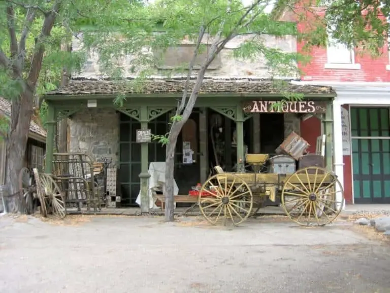 Genoa Antique Store