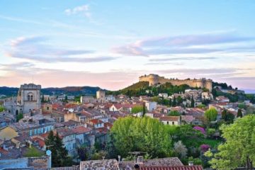 Villeneuve les Avignon © Alex Zuychenko