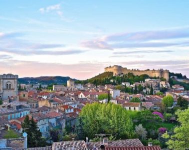 Villeneuve les Avignon © Alex Zuychenko