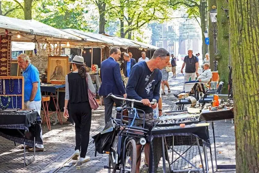 Haagse Antiek en Boeken Markt © vvv.nl