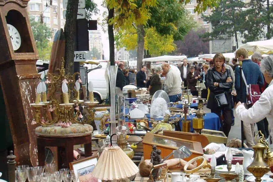 Marché aux Puces de Vanves