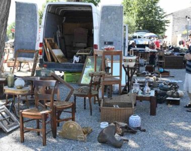 Brocante de Beaucaire copyright beaucaire.fr