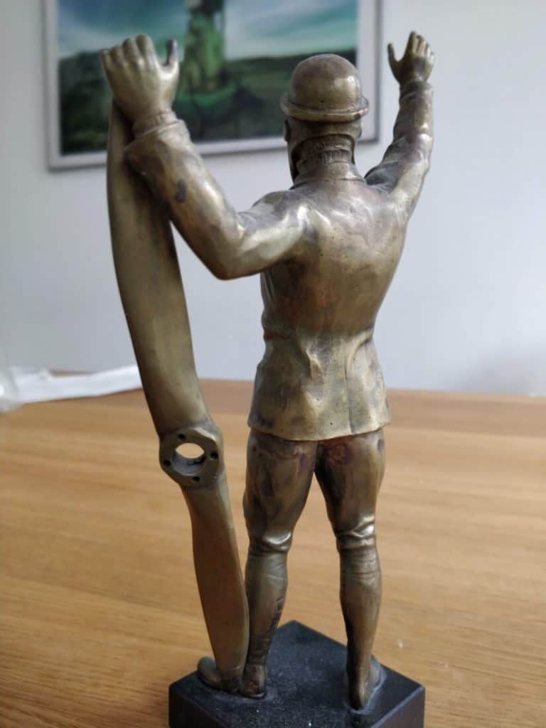 Art Deco bronze statue of a German WWI pilot with propeller 4